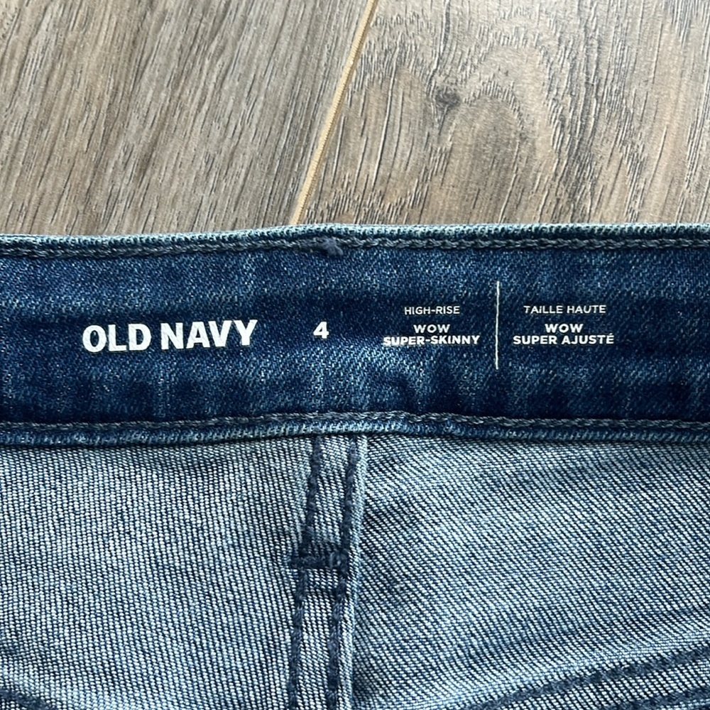 Old Navy Super Skinny High Waisted Jeans - Picture 6 of 7